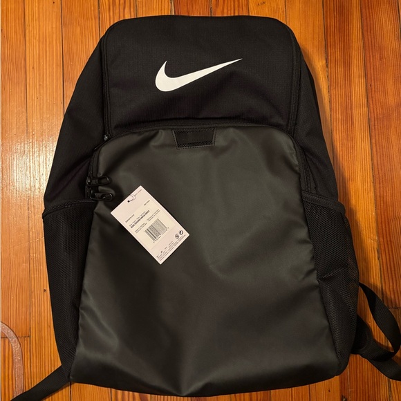 nike grey and black backpack